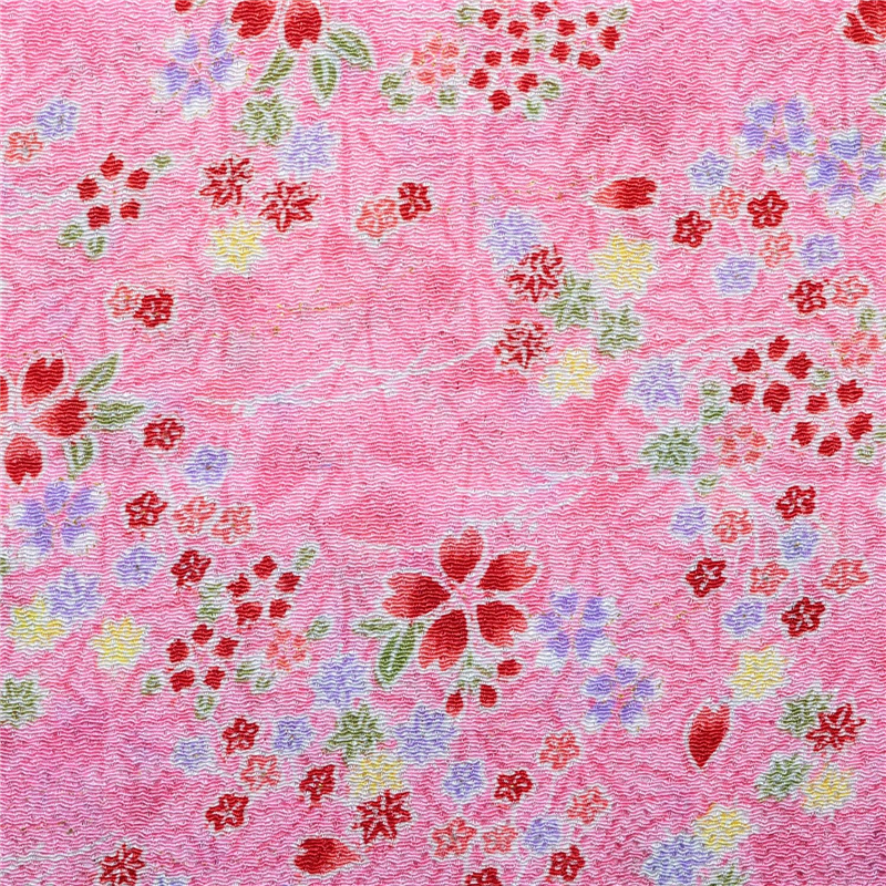花と紅葉 ピンク