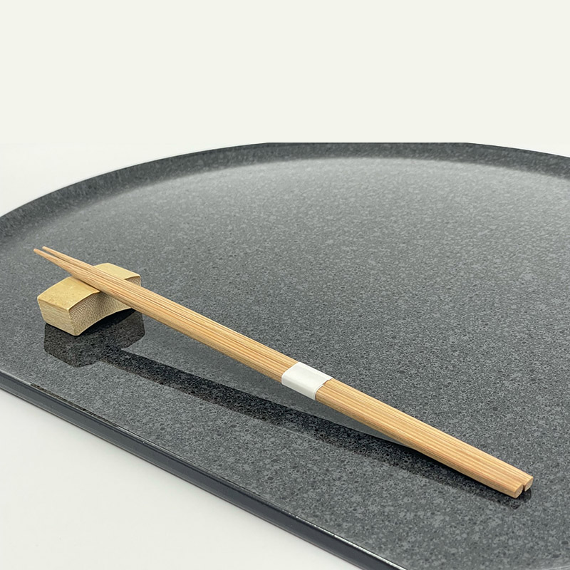 【直送品】いただきます 竹一番　先細箸 角箸　燻し 100本/パック（ご注文単位10パック）