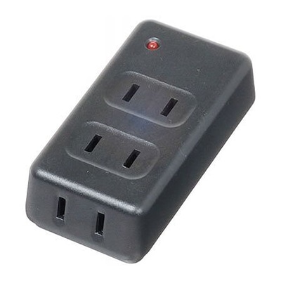 ヤザワコーポレーション 雷サージ付フロントタップ 3個口 黒 Y02FUK300BK 1個(ご注文単位1個)【直送品】